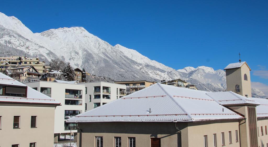 Riedz Apartments Innsbruck- Zentrales Apartmenthaus Mit Gruener Oase Екстериор снимка