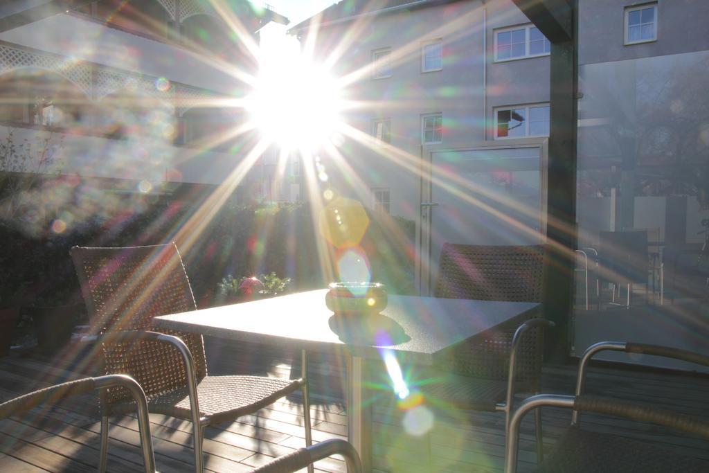 Riedz Apartments Innsbruck- Zentrales Apartmenthaus Mit Gruener Oase Стая снимка