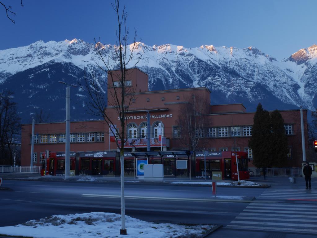 Riedz Apartments Innsbruck- Zentrales Apartmenthaus Mit Gruener Oase Екстериор снимка